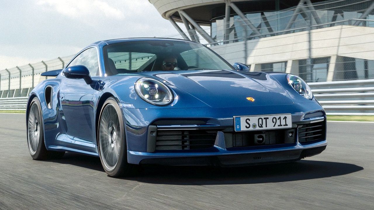 Porsche 911 Turbo gi&agrave;nh giải xe hiệu suất thế giới của năm 2021.