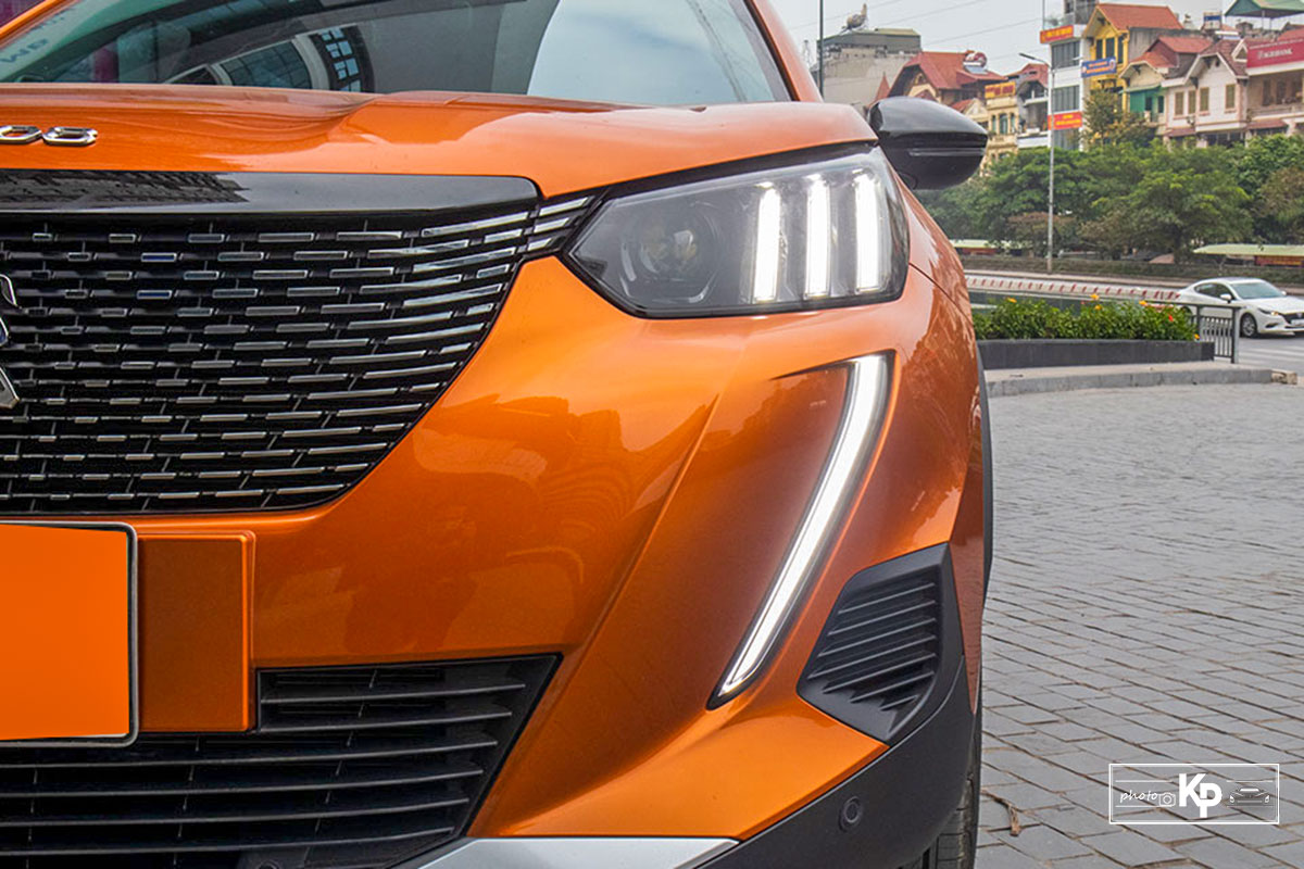 Ảnh Đ&egrave;n pha xe Peugeot 2008 2021
