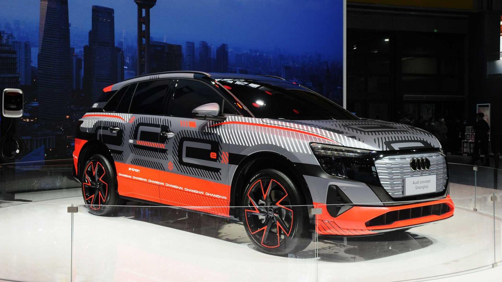 SUV chạy điện mới nh&agrave; Audi được trưng b&agrave;y dưới dạng concept.