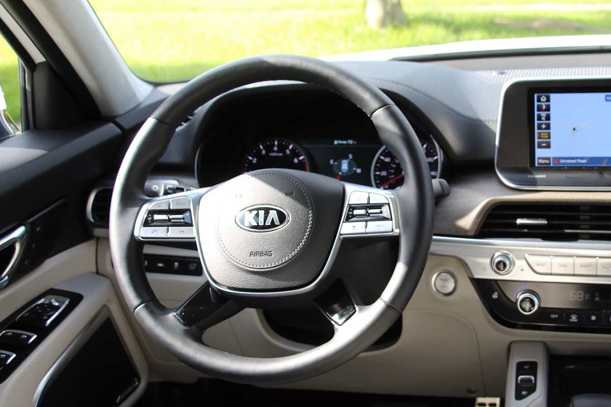 Ảnh V&ocirc;-lăng xe Kia Telluride 2021