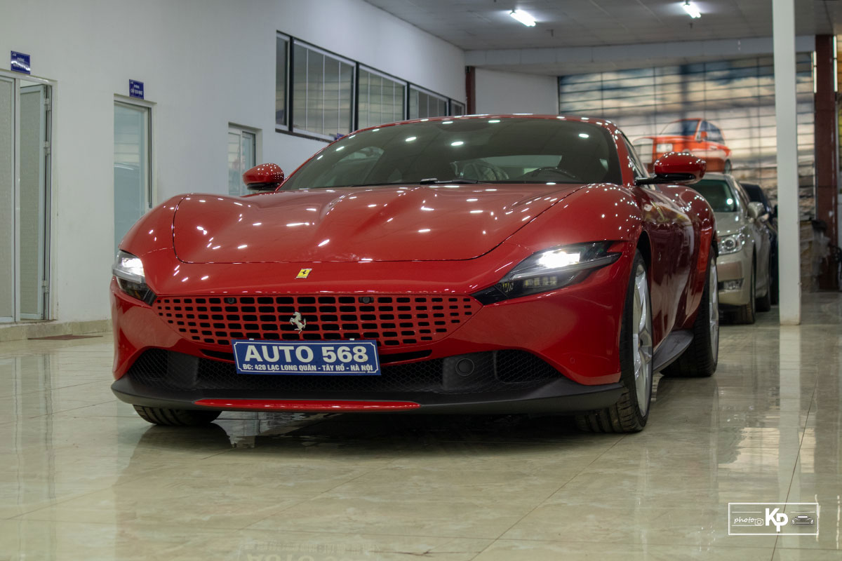 Cận cảnh xe Ferrari Roma màu đỏ Rosso "độc nhất" Việt Nam a18