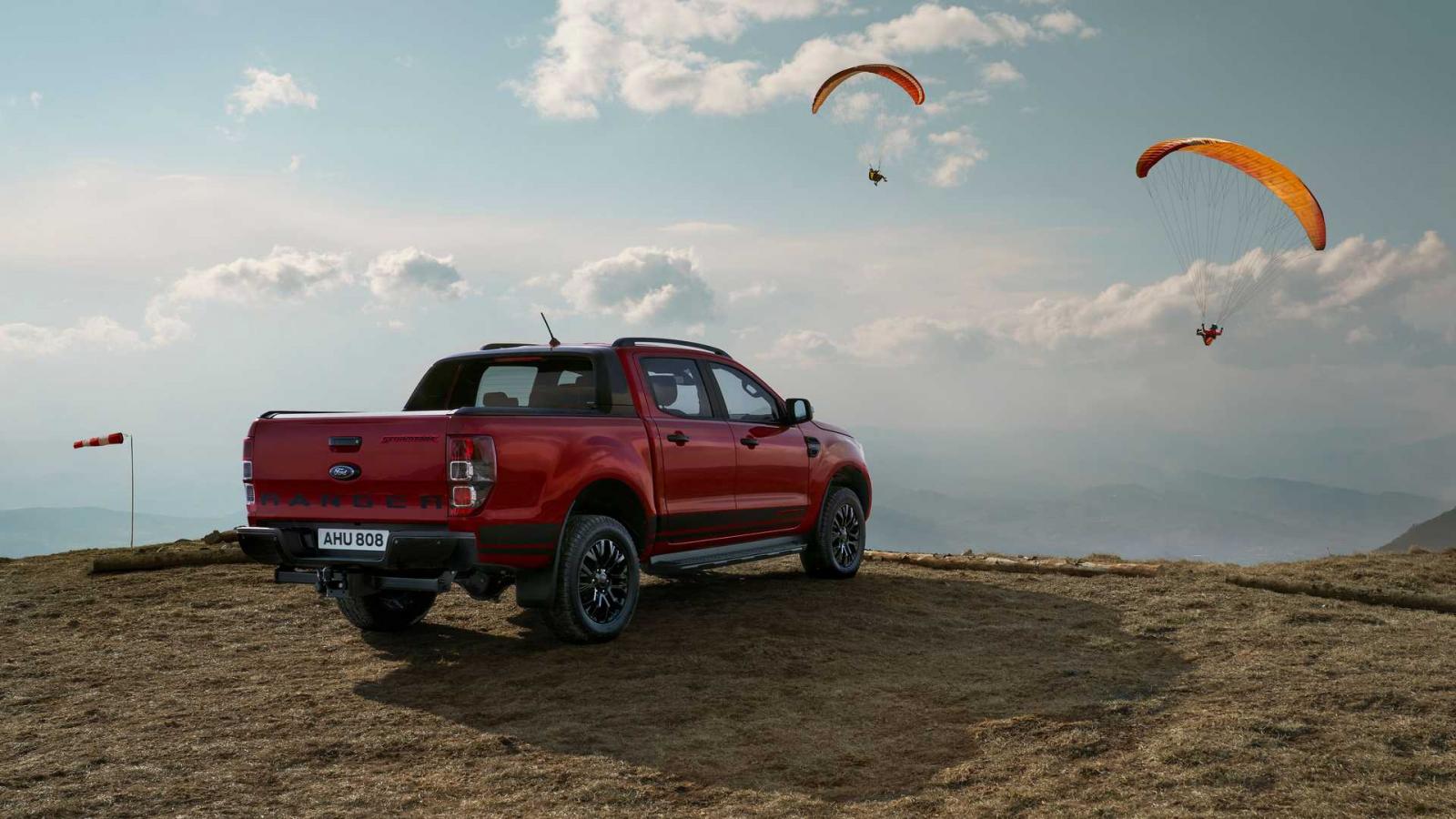 Ford Ranger Stormtrak trang bị động cơ dầu hiện đại đảm bảo đáp ứng nhu cầu sức mạnh của tay lái.