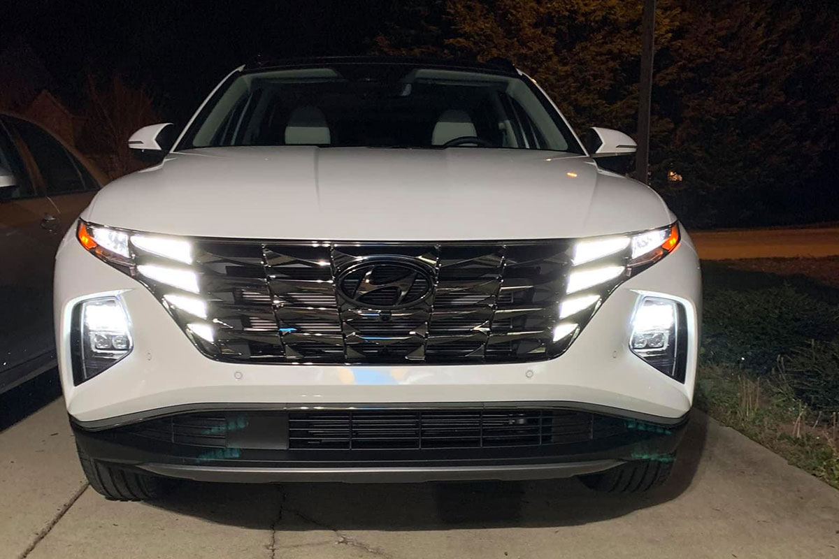 Người Việt đầu ti&ecirc;n "b&oacute;c tem" Hyundai Tucson 2022: Qu&aacute; đẹp, nhưng m&agrave;n h&igrave;nh g&acirc;y tranh c&atilde;i a4