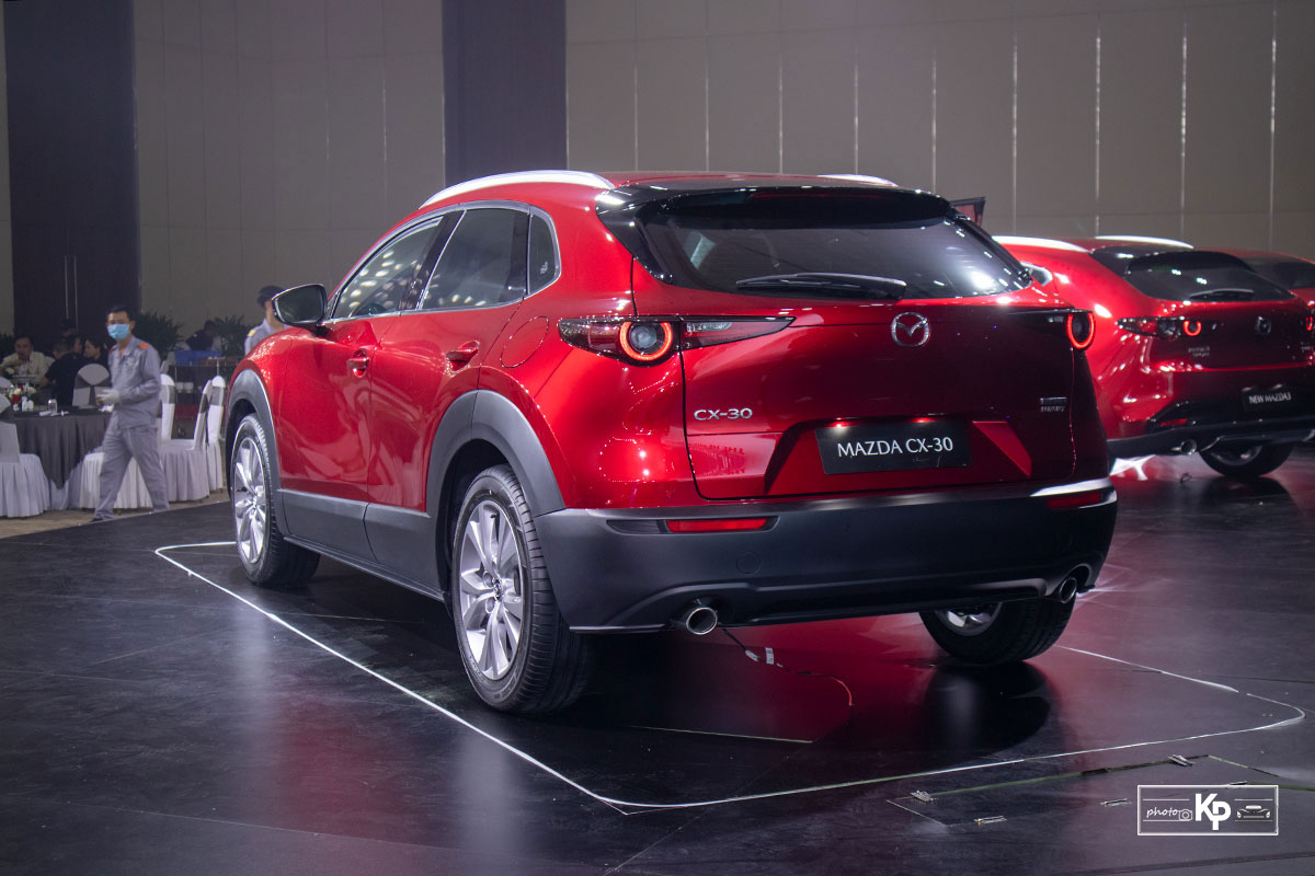 Ảnh Đuôi xe Mazda CX-30 2021