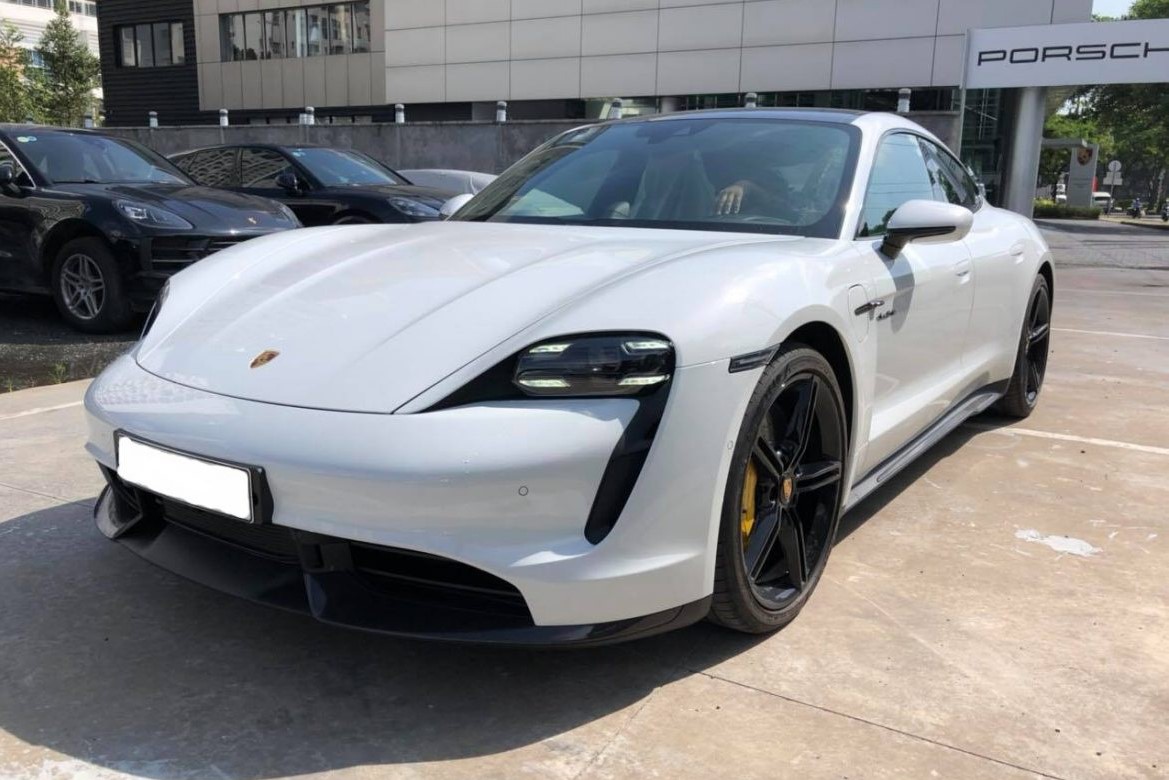 Điều gì khiến Porsche hào hứng đưa mẫu xe điện tiền tỷ Taycan bán tại Việt Nam? 1