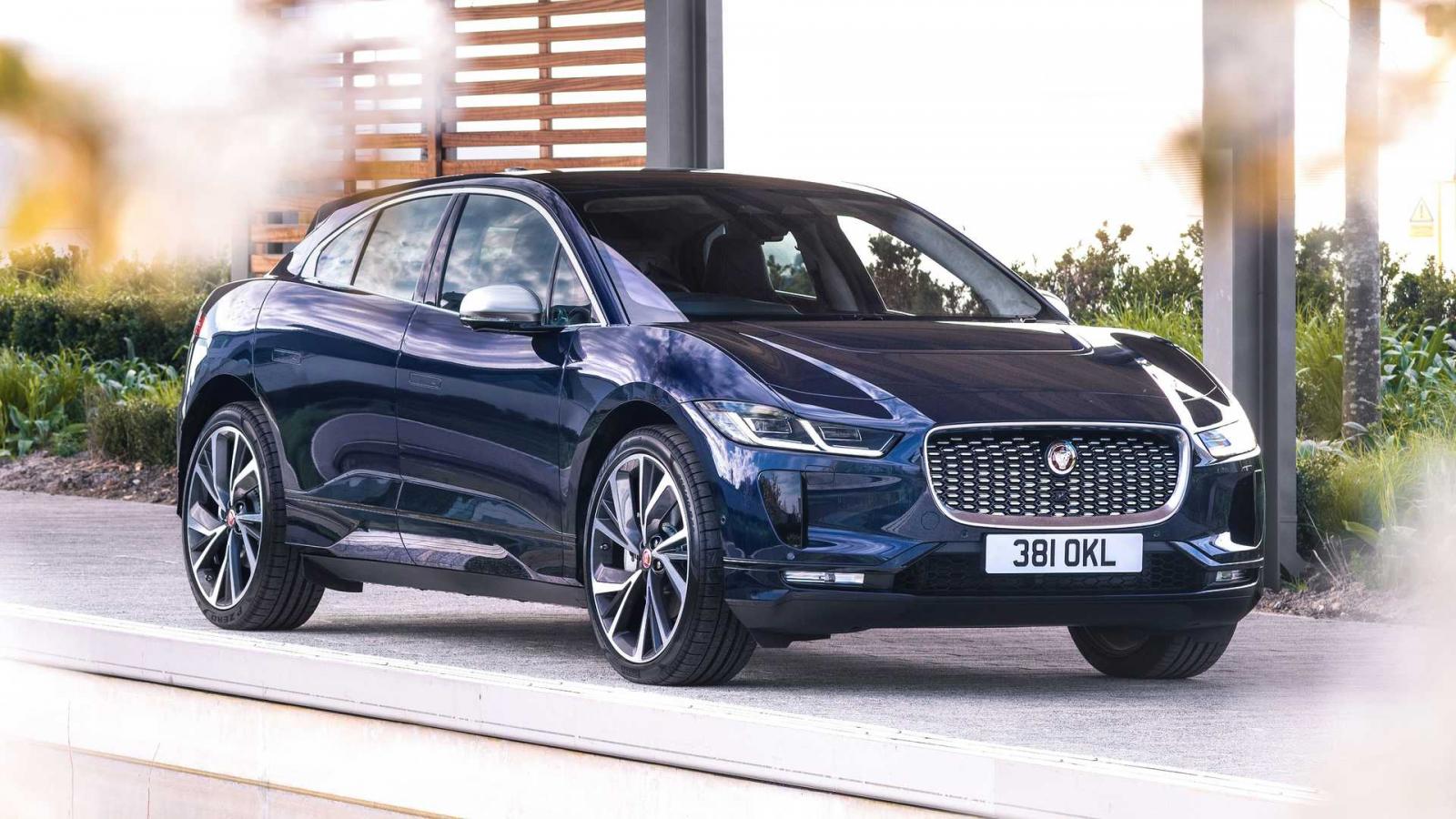 Giới thiệu SUV Jaguar I-PACE phi&ecirc;n bản m&agrave;u đen mới.