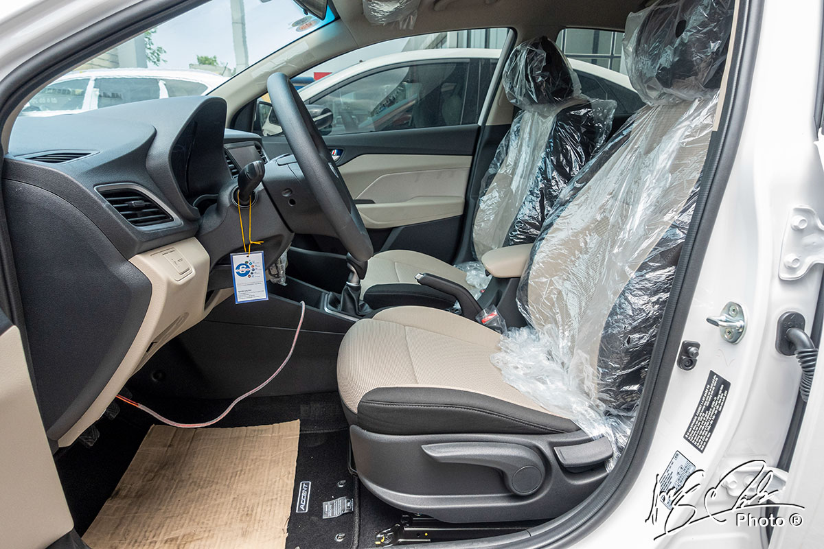 Ảnh Ghế lái xe Hyundai Accent 2021