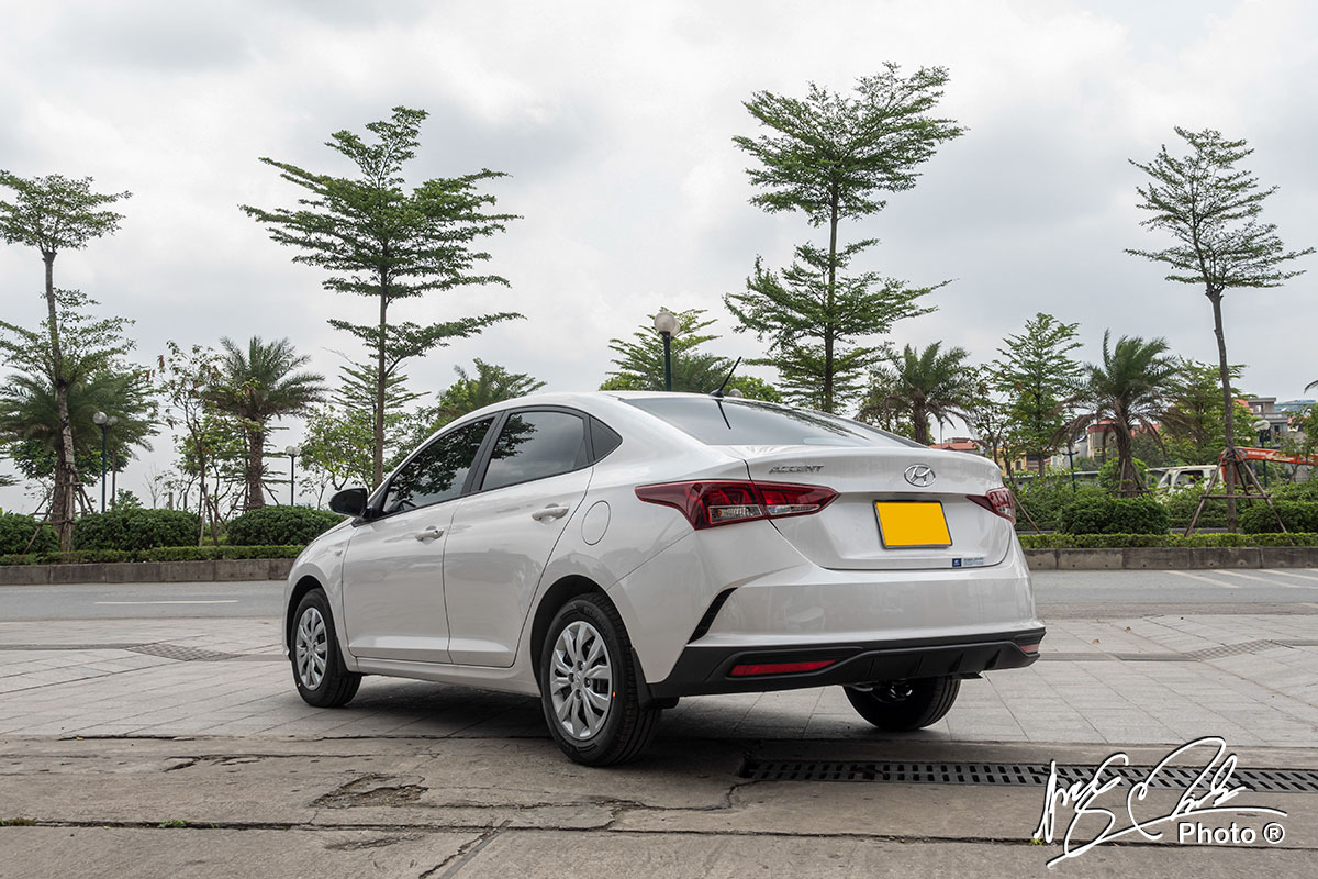 Ảnh Đuôi xe Hyundai Accent 2021