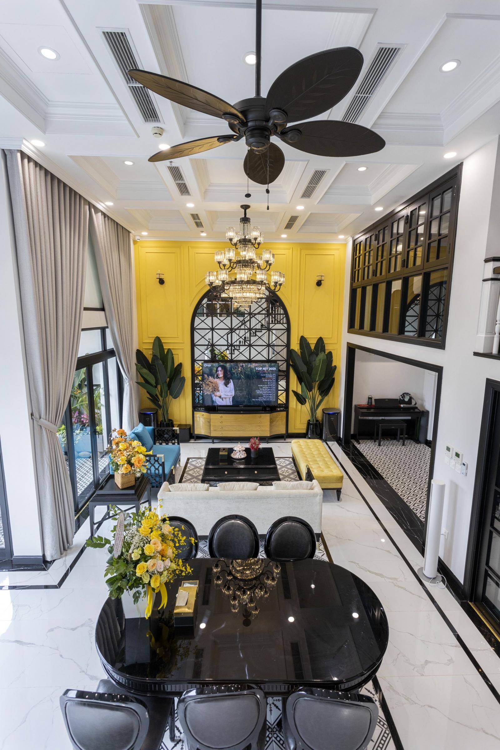 Phòng khách liên thông phòng ăn trong căn hộ Duplex toàn cảnh phòng khách liên thông phòng ăn trong căn hộ thông tầng