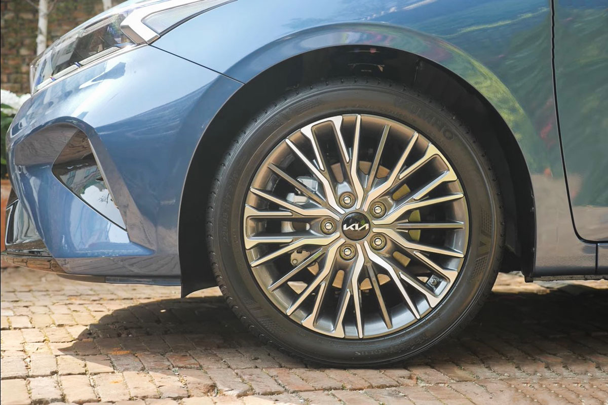 Ảnh Đèn hậu xe Kia Cerato 2022