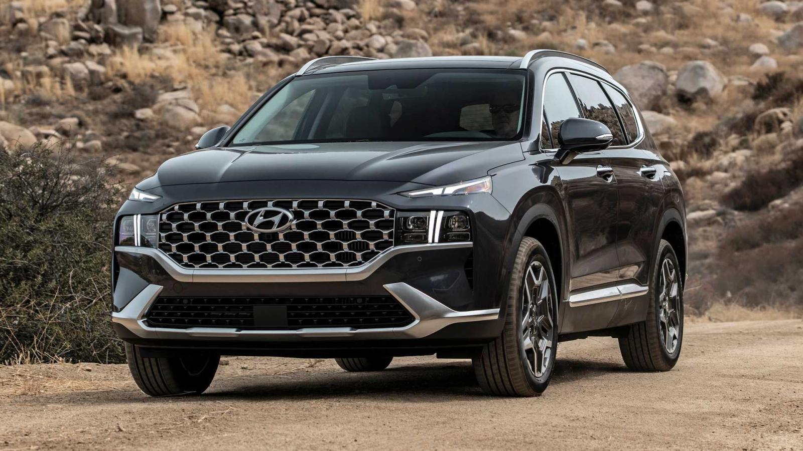 Đ&egrave;n pha chưa tốt, Hyundai Santa Fe 2021 v&agrave; Elantra 2021 mất điểm an to&agrave;n từ IIHS.