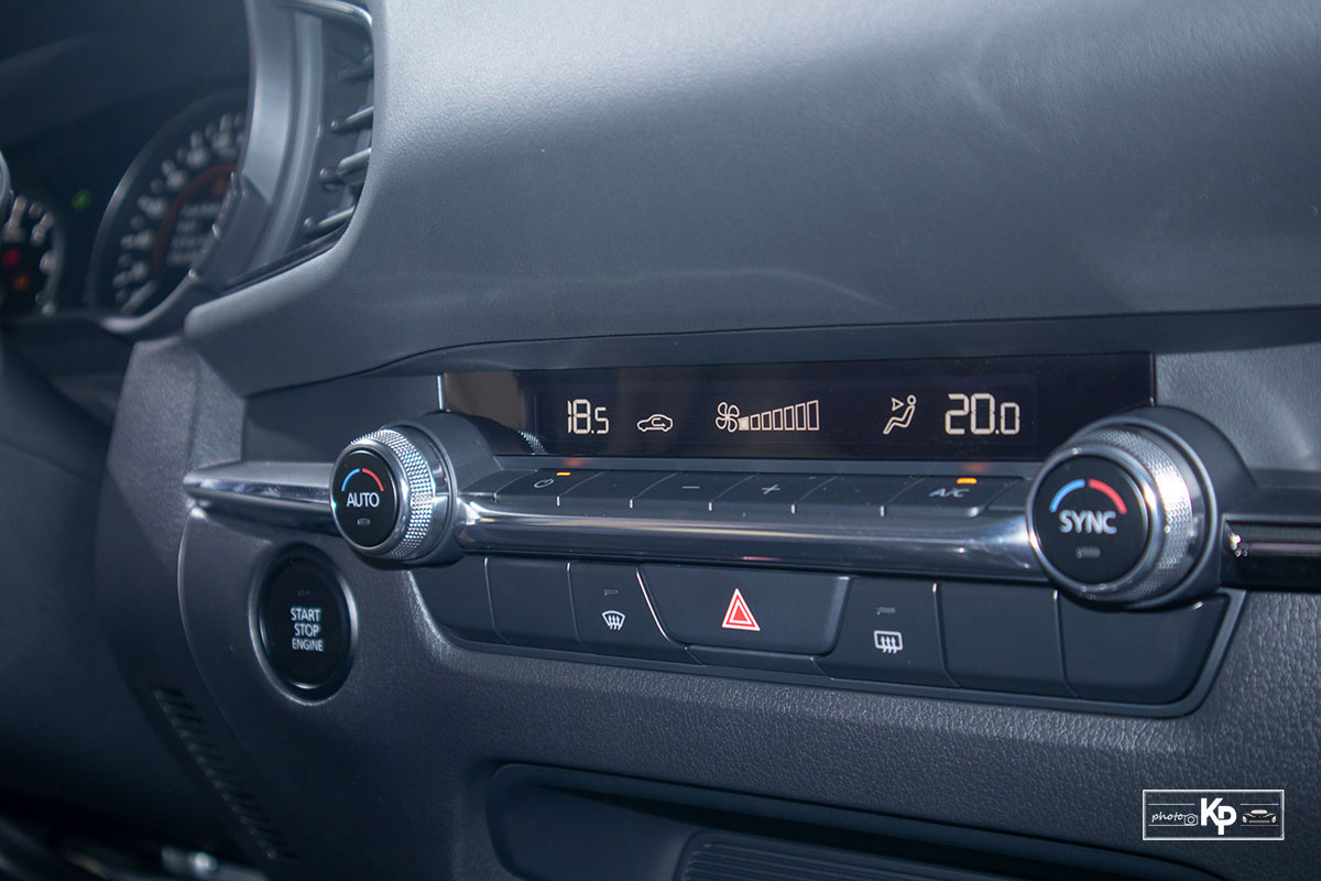Ảnh Điều hòa xe Mazda CX-30 2021