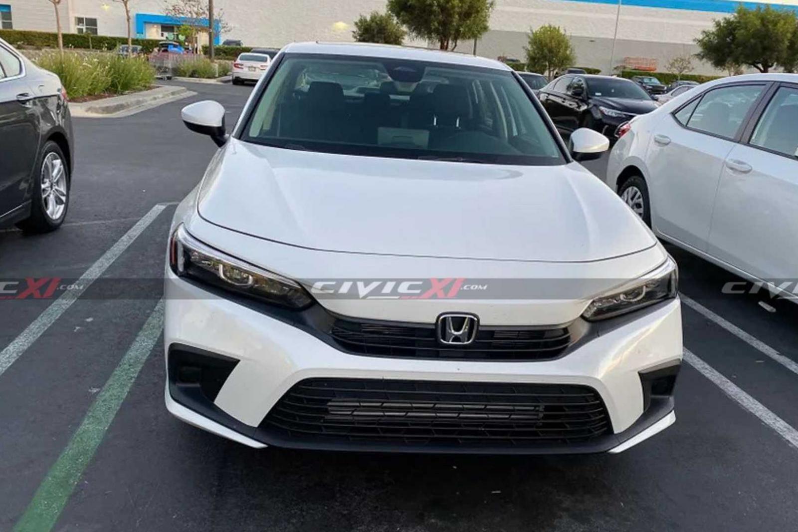 Cận cảnh Honda Civic 2022 bằng "xương bằng thịt" ngo&agrave;i đời - Ảnh 1.
