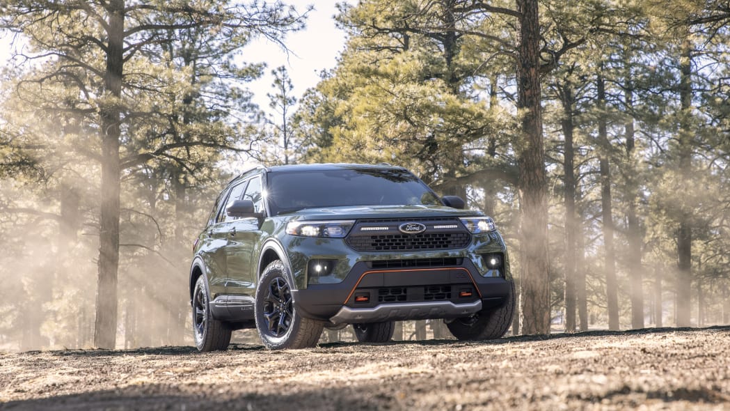 Ford Explorer 2021 Timberline - phiên bản vượt địa hình thực thụ dành cho dân chơi xe offroad.