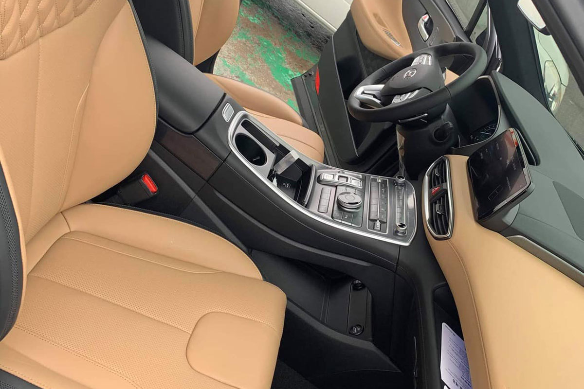 Một trong những người Việt đầu ti&ecirc;n "b&oacute;c tem" Hyundai Santa Fe 2021: Rẻ, đẹp, nhiều c&ocirc;ng nghệ, rất đ&aacute;ng chờ đợi a3