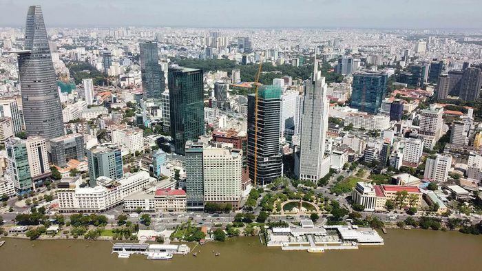 nhiều to&agrave; nh&agrave; cao tầng trong th&agrave;nh phố