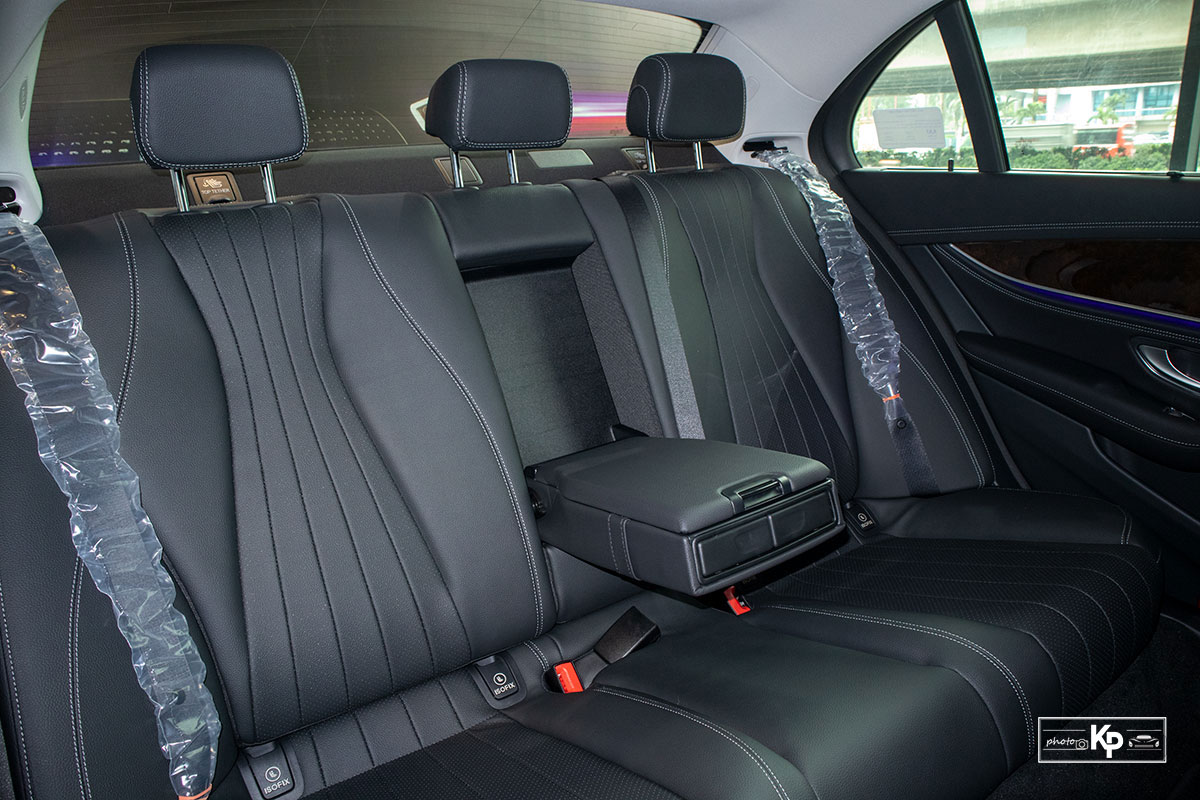 Mercedes-Benz E200 Exclusive 2021 gi&aacute; hơn 2,3 tỷ đồng c&oacute; g&igrave; đặc biệt? a23