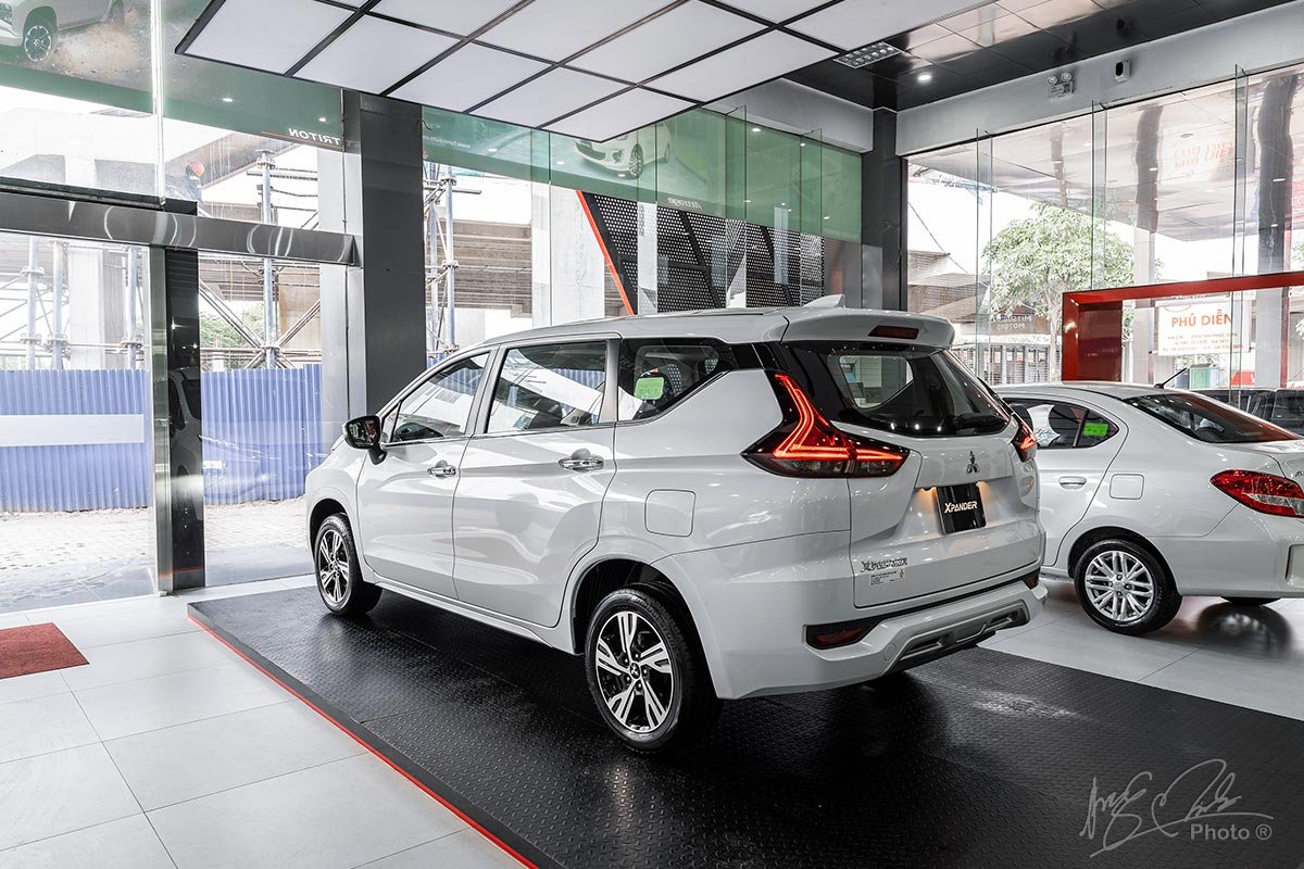 Mitsubishi Xpander có bán kính vòng quay tối thiểu chỉ 5,2m nên việc xoay trở 1