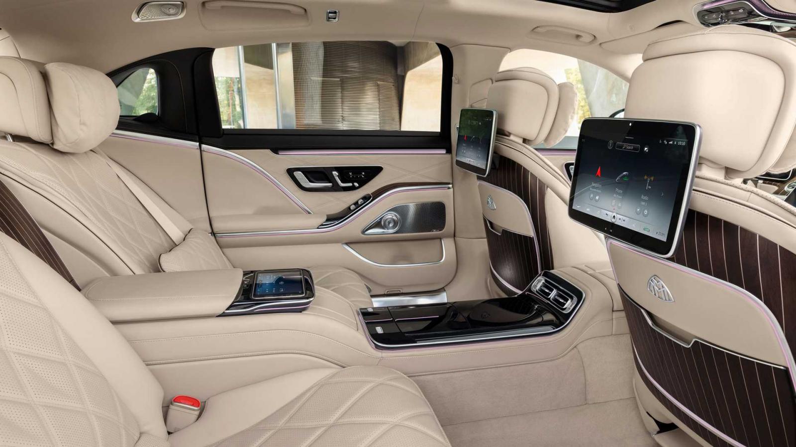 Mercedes-Maybach S680 2022 V12 sang trọng, hiện đại v&agrave; quyền qu&yacute;.