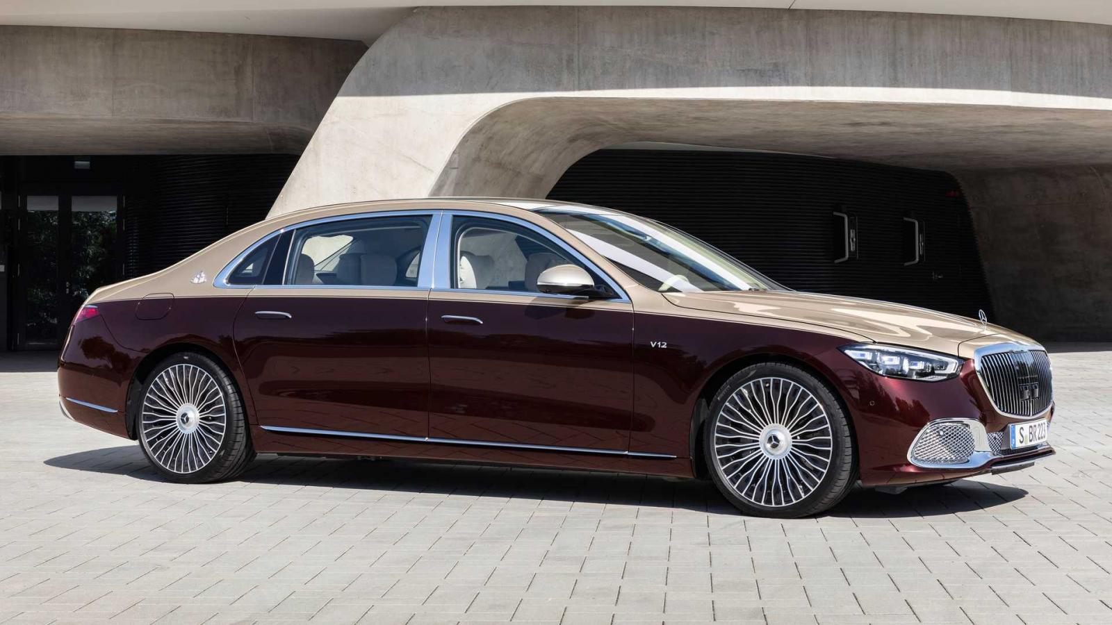 Mercedes-Maybach S680 2022 V12 tinh chỉnh nhẹ tạo sự kh&aacute;c biệt.