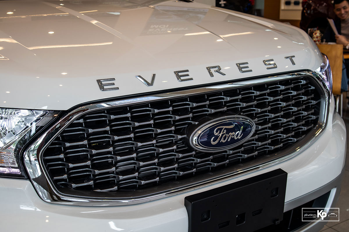 Đại l&yacute; "cắt m&aacute;u" giảm Ford Everest đến 100 triệu đồng trong th&aacute;ng 5/2021 a2