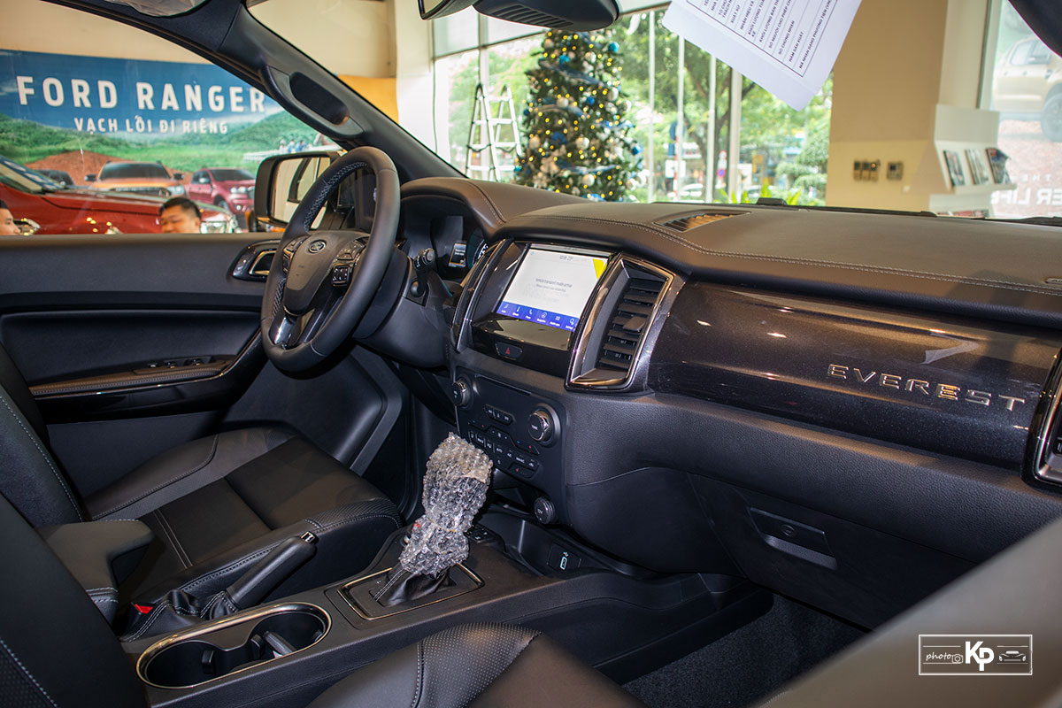 Đại l&yacute; "cắt m&aacute;u" giảm Ford Everest đến 100 triệu đồng trong th&aacute;ng 5/2021 a6