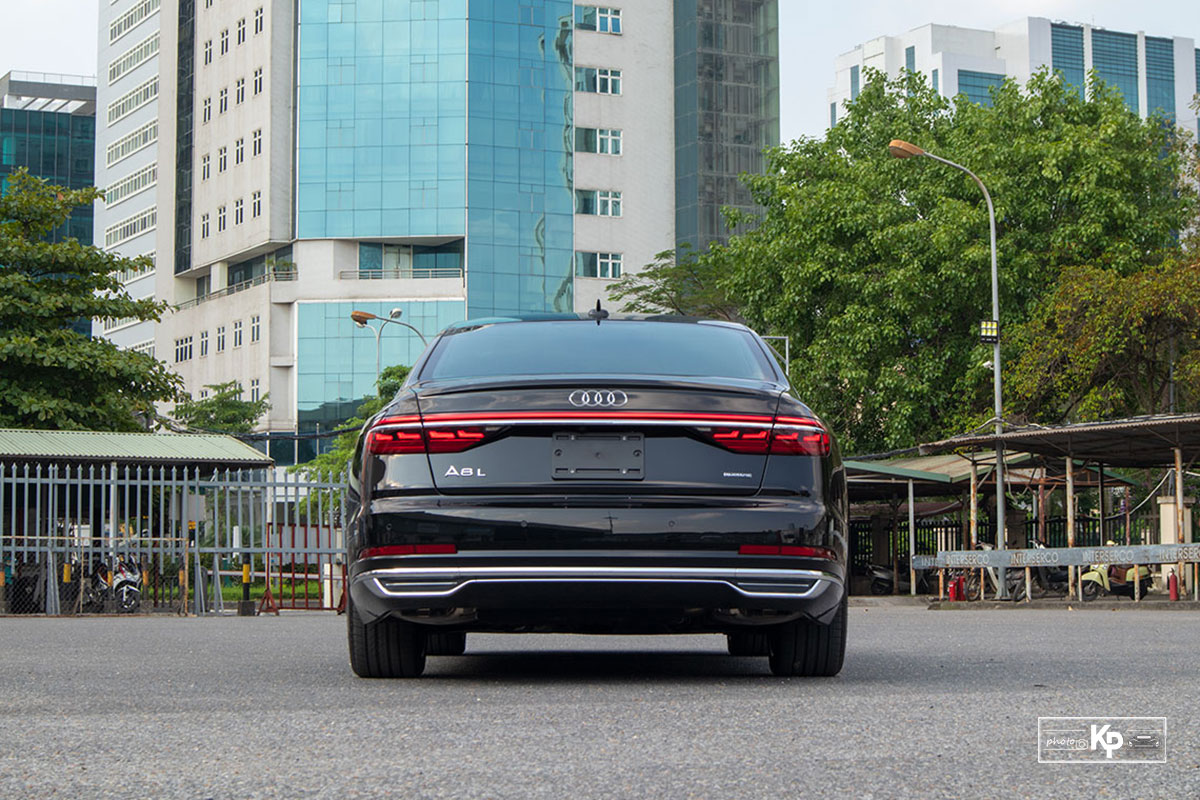 Ảnh Đuôi xe Audi A8L 2021