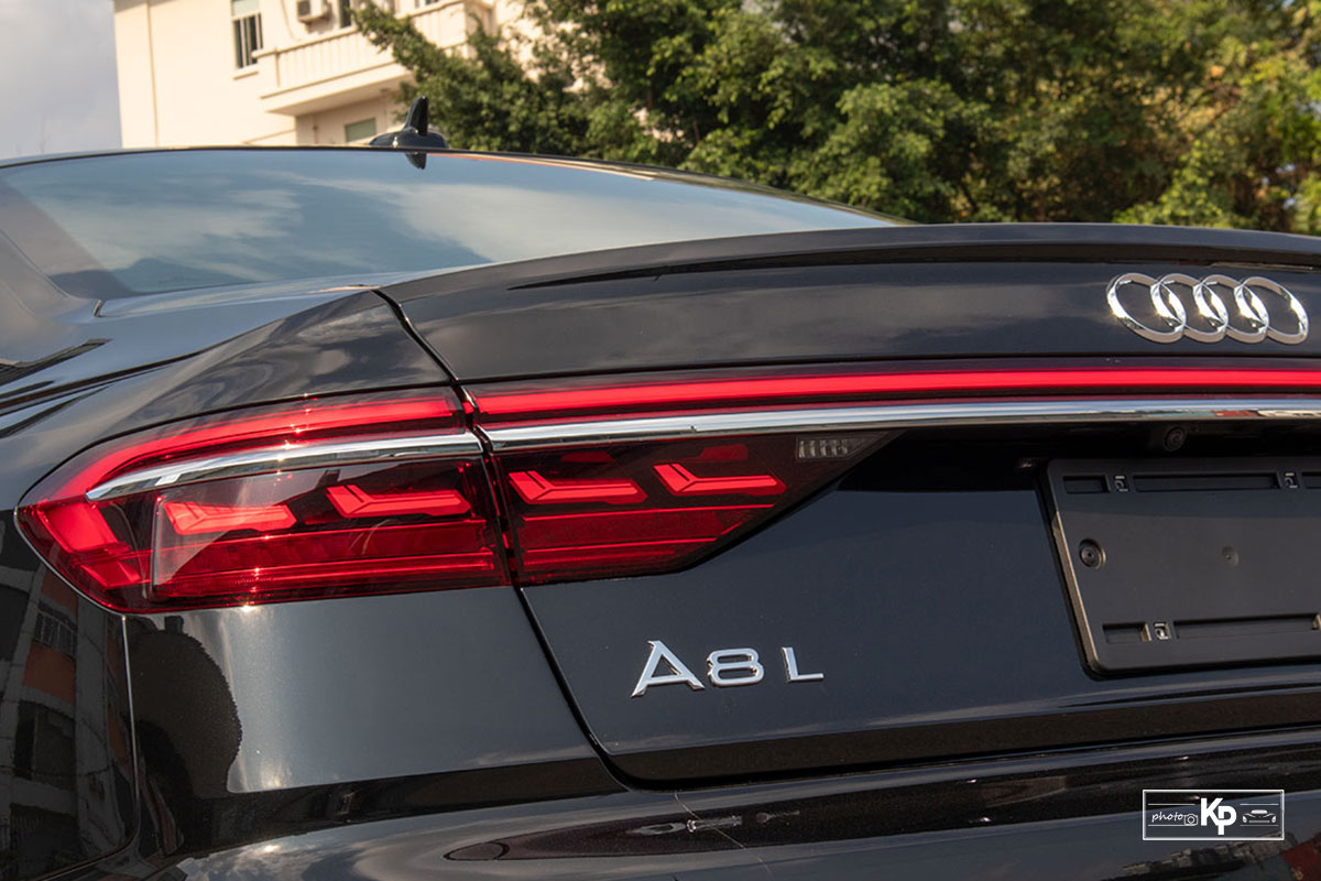 Ảnh Đèn hậu xe Audi A8L 2021