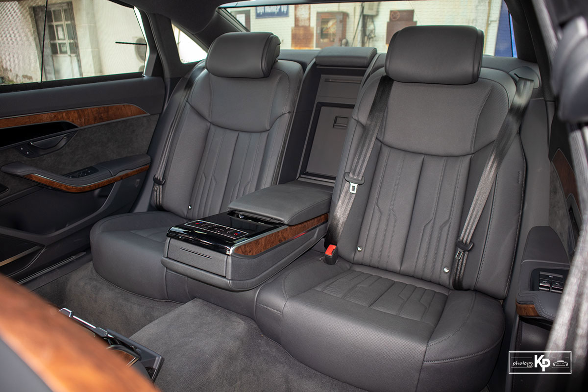 Đánh giá xe Audi A8L 2021 đầu tiên tại Việt Nam: Ghế sau 1 Ảnh Ghế sau xe Audi A8L 2021 a1