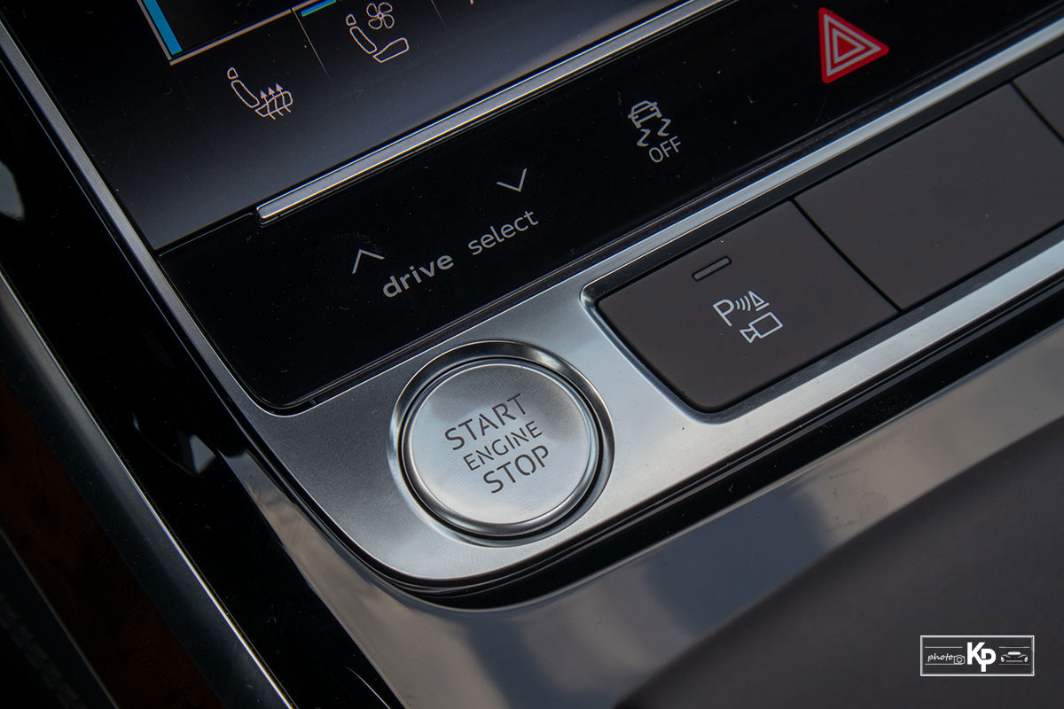 Ảnh Nút khởi động xe Audi A8L 2021