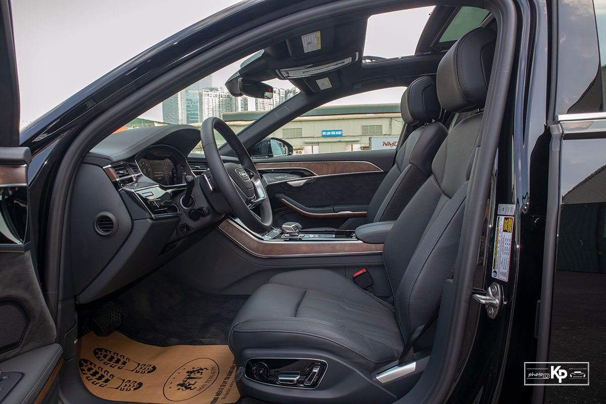 Ảnh Ghế lái xe Audi A8L 2021