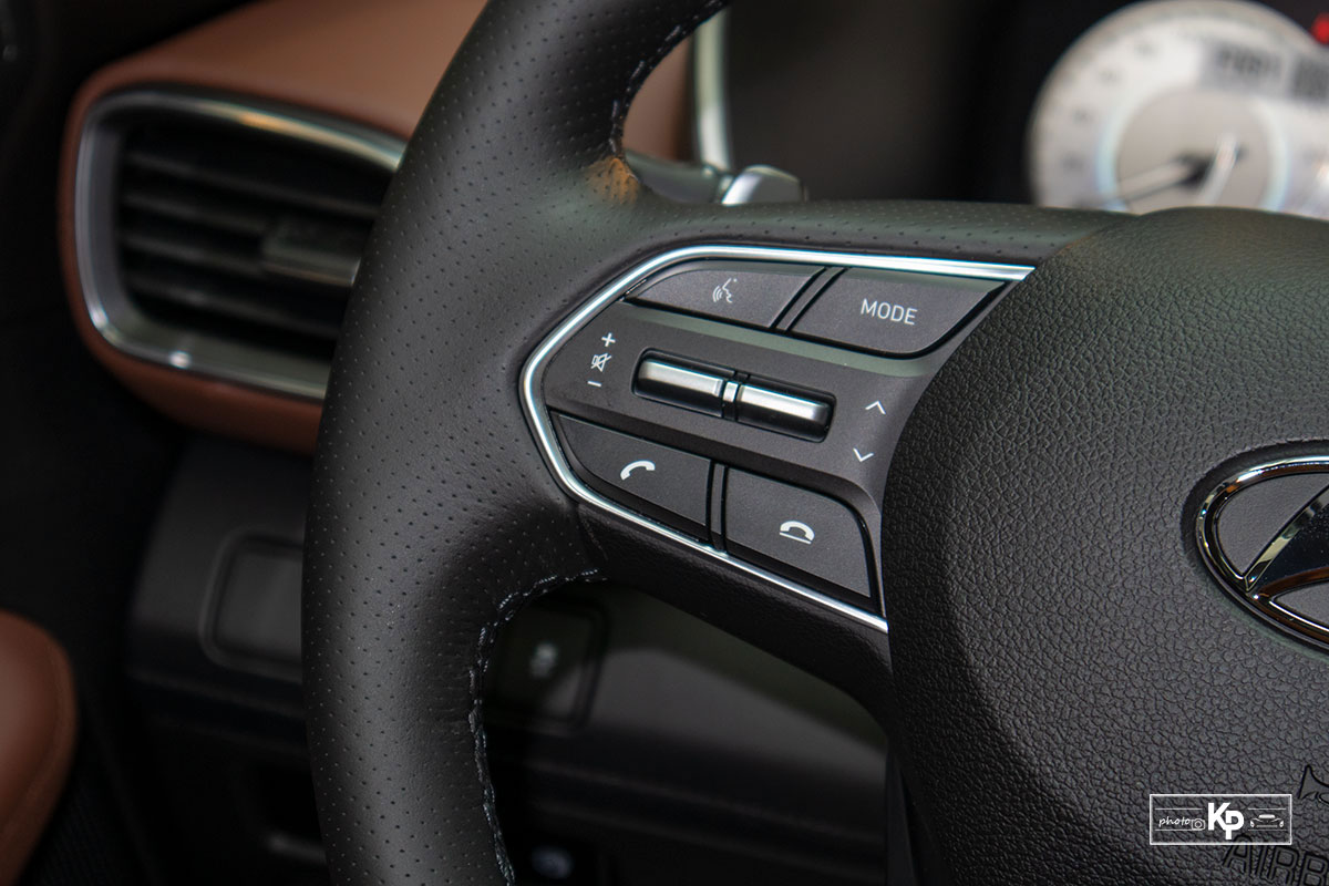 Ảnh Nút bấm xe Hyundai Santa Fe 2021