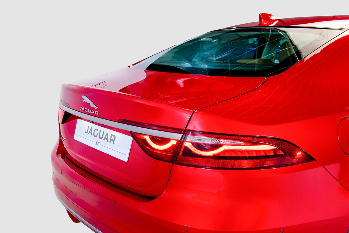 Jaguar XF và Jaguar F-Pace 2021 ra mắt, sẵn sàng đến tay khách hàng Việt a5