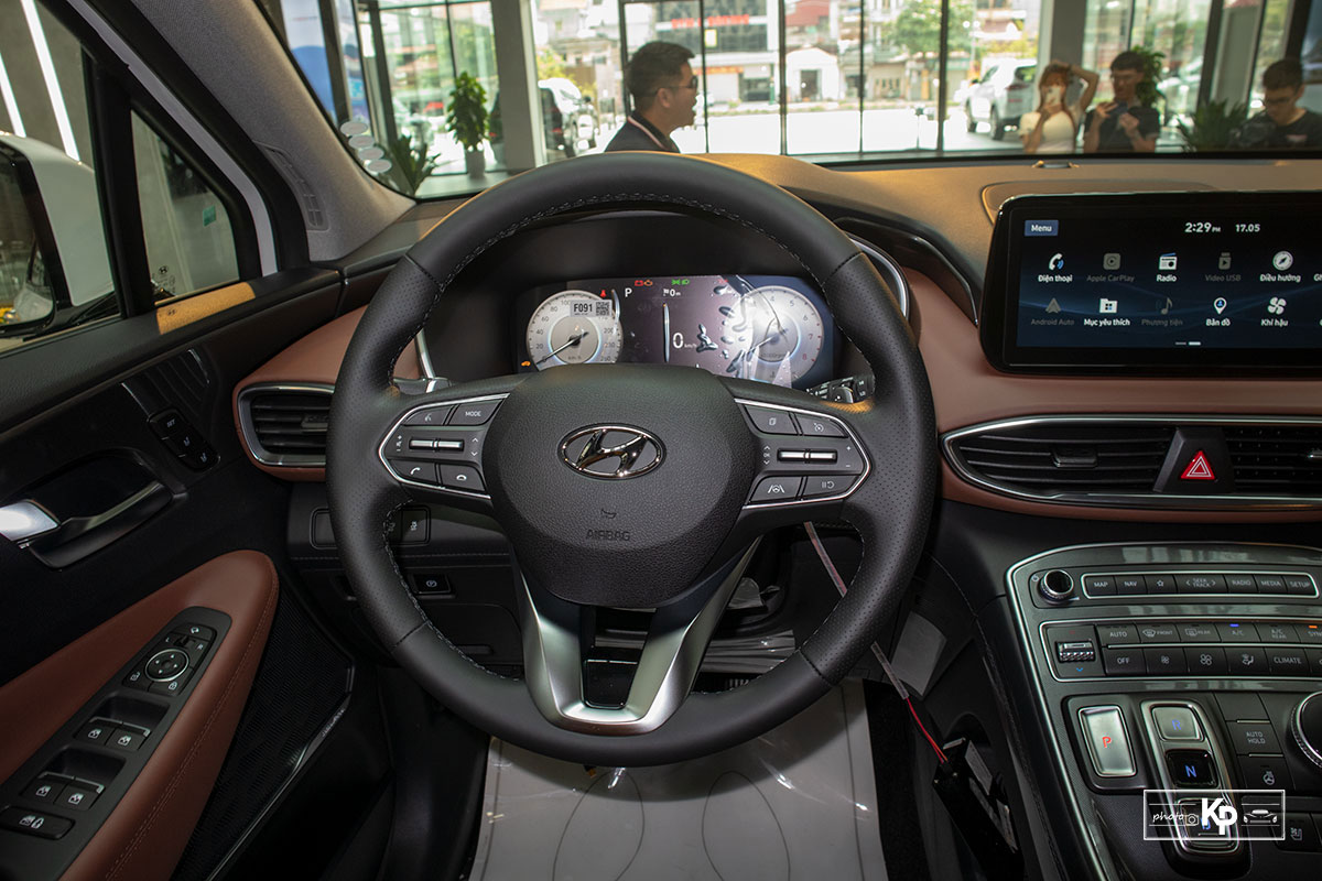 Ảnh V&ocirc;-lăng xe Hyundai Santa Fe 2021