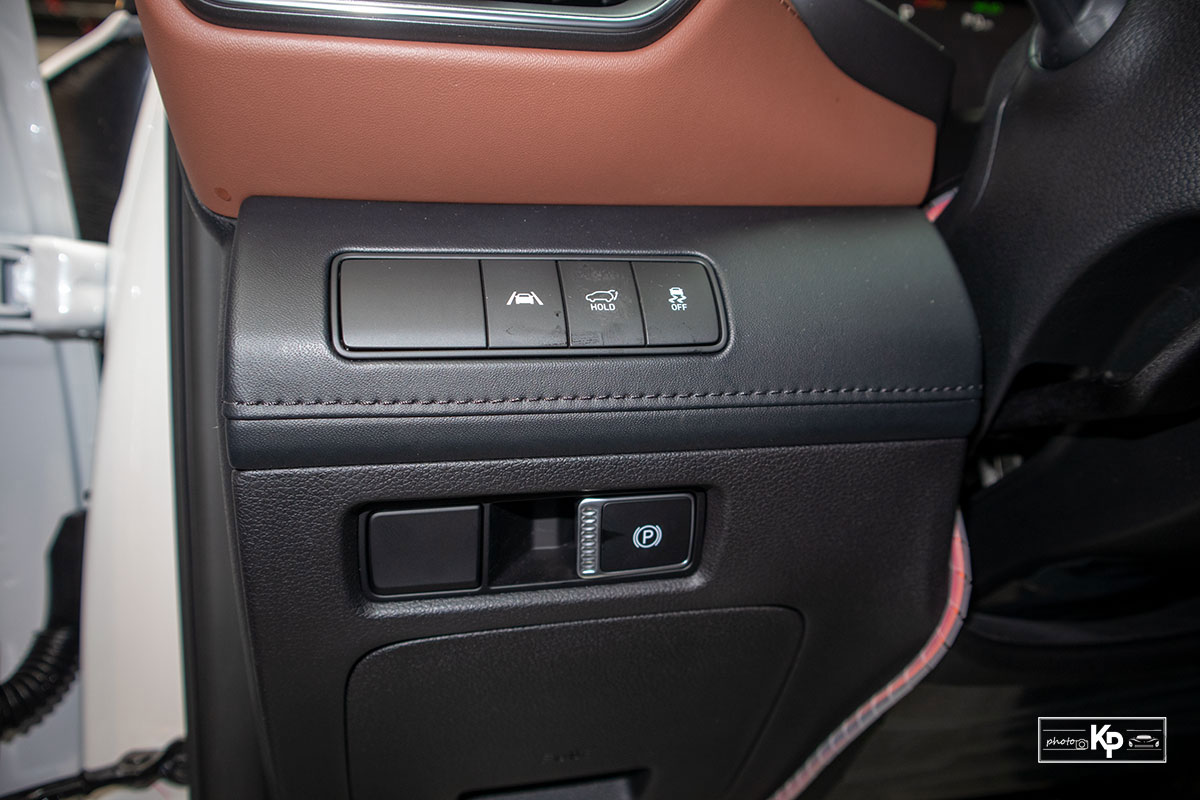 Ảnh Chế độ l&aacute;i xe Hyundai Santa Fe 2021