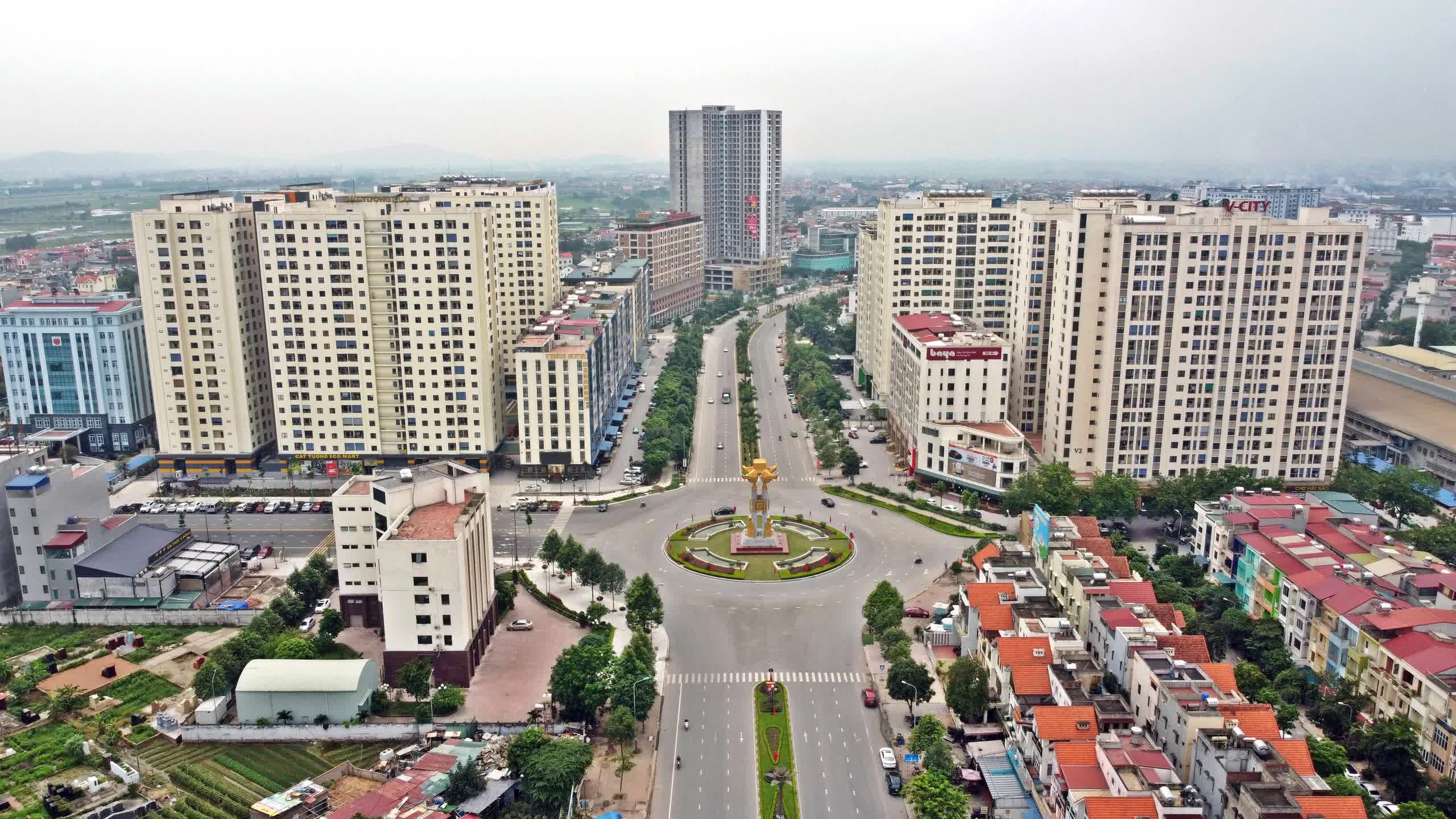 nhiều to&agrave; nh&agrave; cao tầng v&agrave; đường lớn