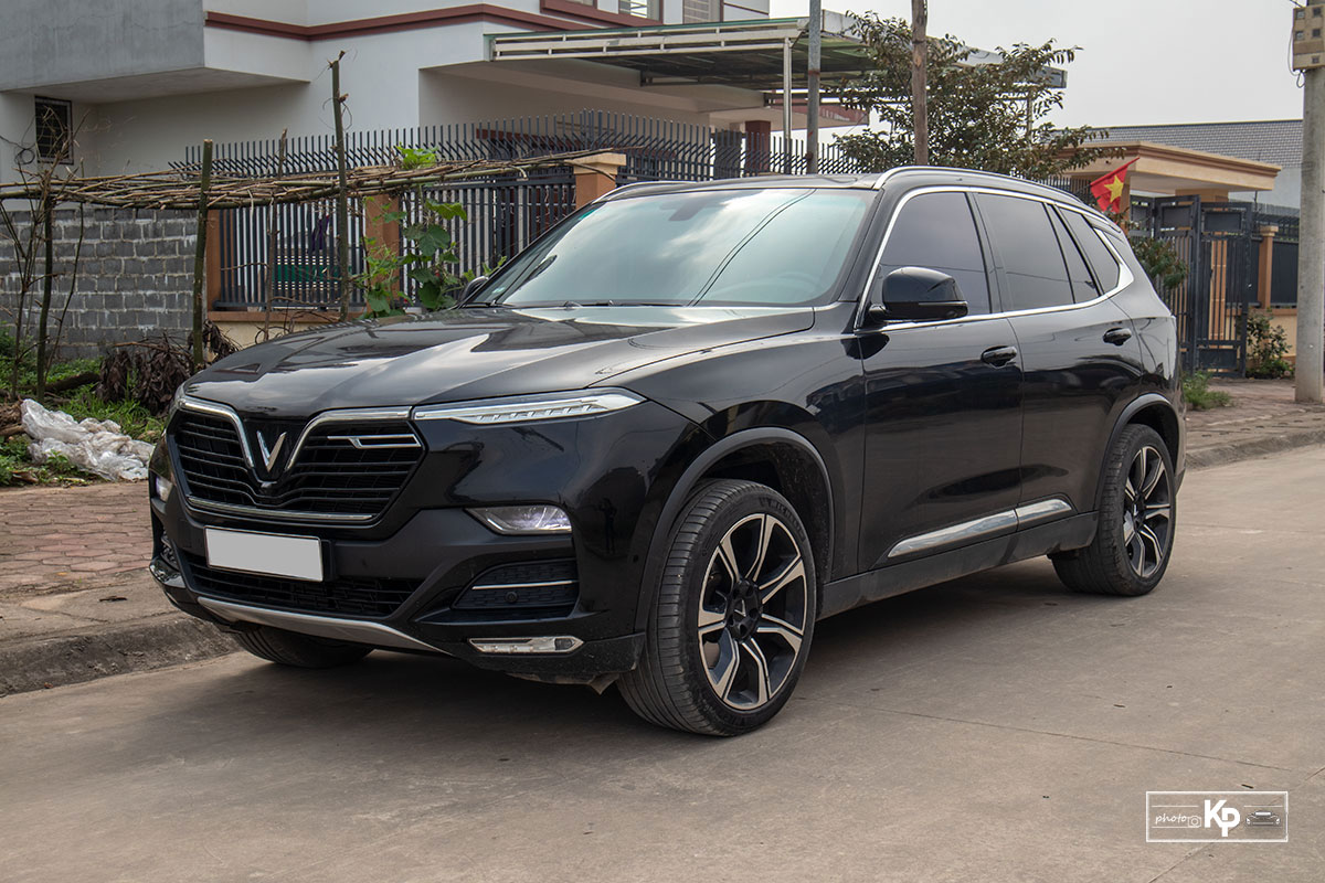 Người d&ugrave;ng đ&aacute;nh gi&aacute; xe VinFast Lux SA2.0: a1