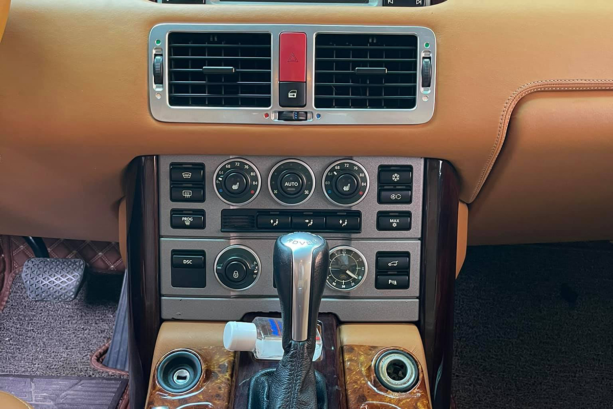 Range Rover HSE 2006.