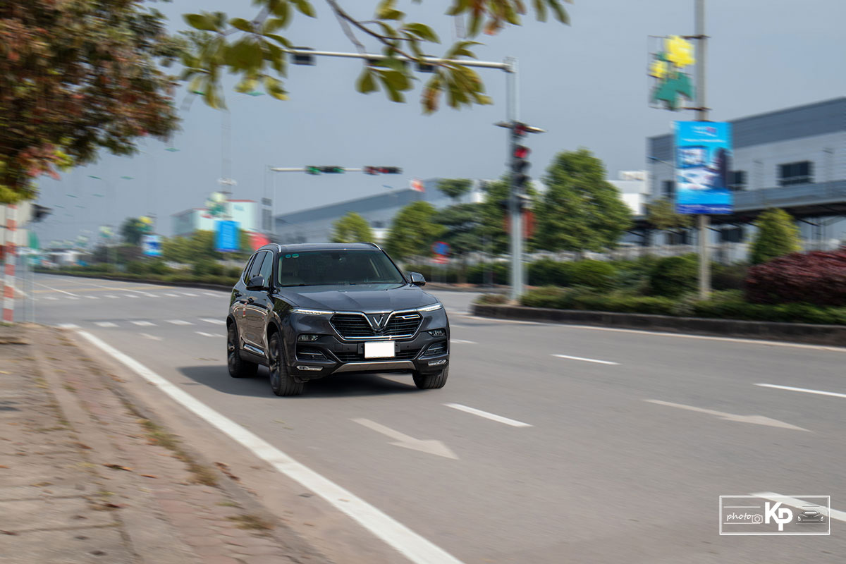 Ảnh Vận h&agrave;nh xe VinFast Lux SA2.0 2021