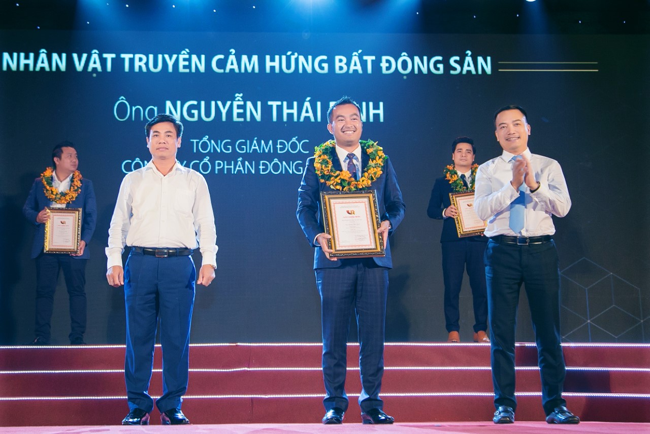 Vinh danh các cá nhân, đơn vị bất động sản xuất sắc do VARS tổ chức