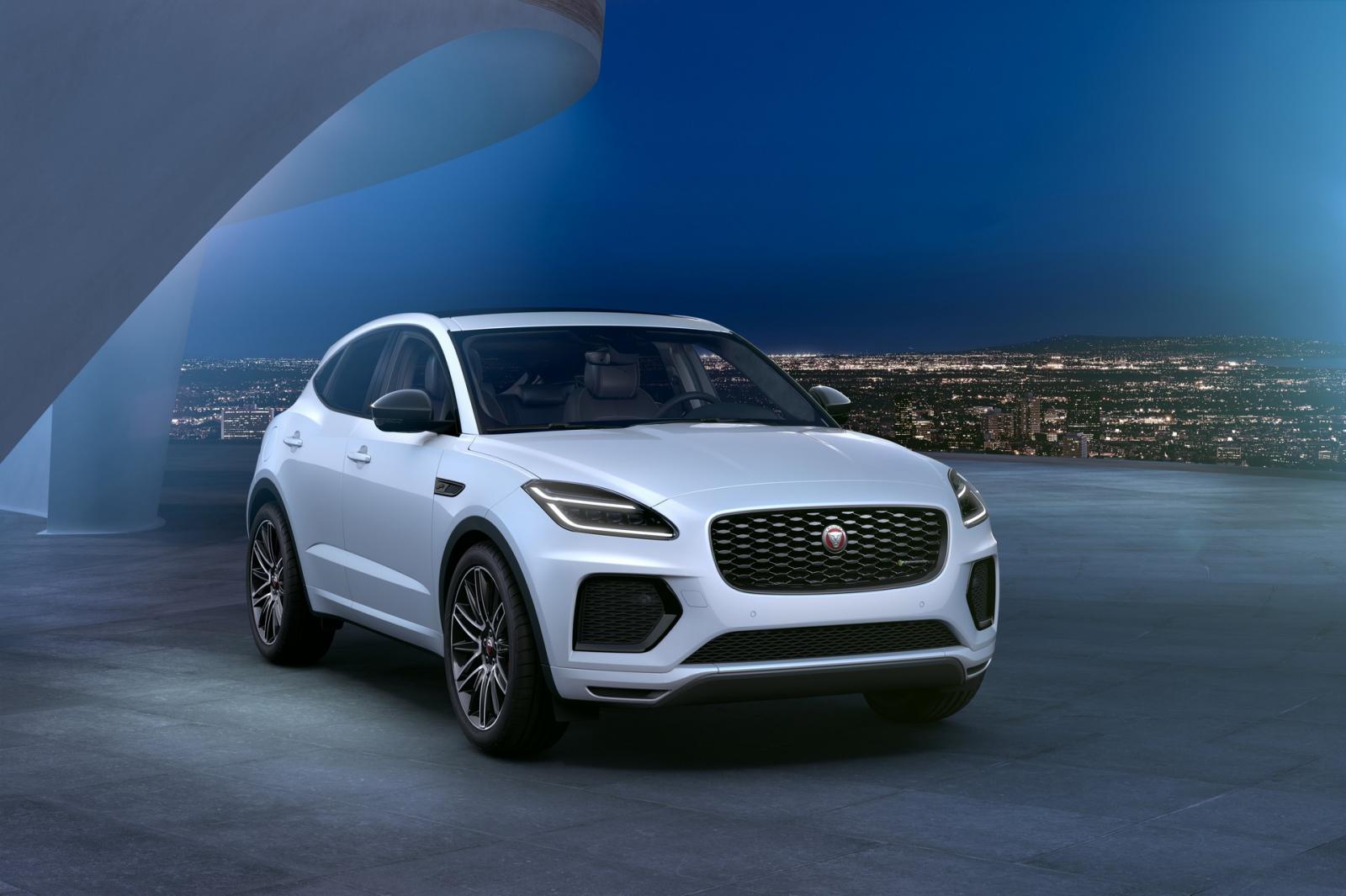 Jaguar E-Pace 2021 nâng cấp mới bổ sung bản đặc biệt R-Dynamic Black Edition siêu ngầu.