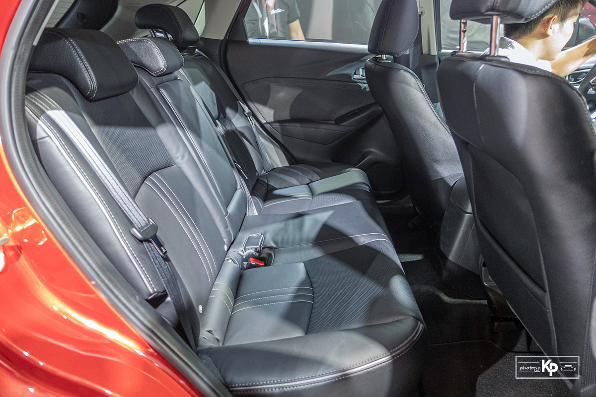 Ảnh Ghế sau xe Mazda CX-3 2021 a1