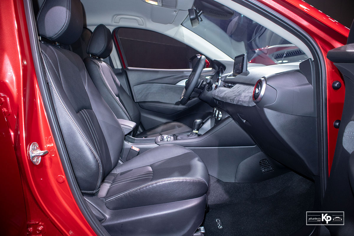 Ảnh Ghế trước xe Mazda CX-3 2021 a1