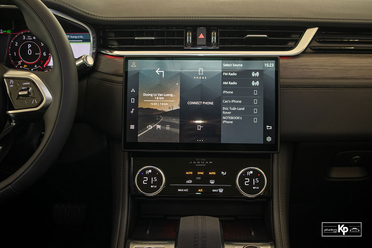 Ảnh M&agrave;n h&igrave;nh xe Jaguar F-Pace 2021