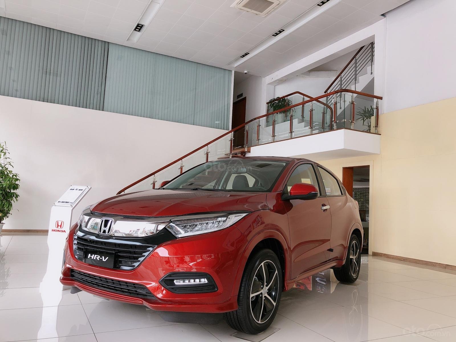 Honda HR-V hiện có giá dao động từ 786 triệu - 871 triệu đồng. 1