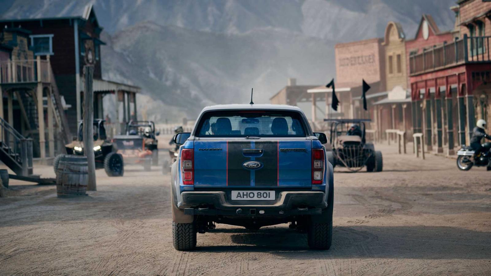 Ford Ranger Raptor Special Edition sở hữu t&iacute;nh đa dụng cao.