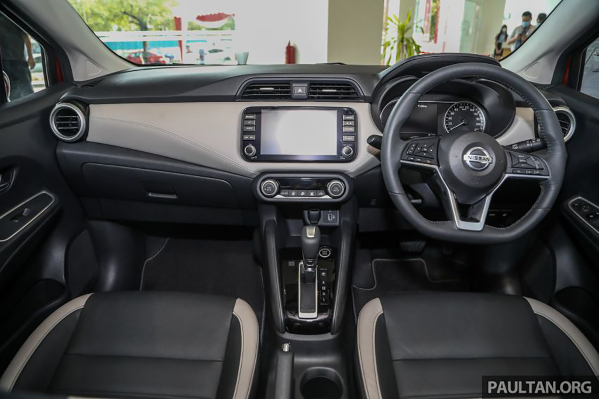 Nội thất Nissan Almera 2021.