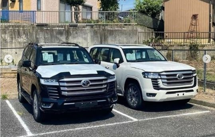 Động cơ xe Toyota Land Cruiser 2022.