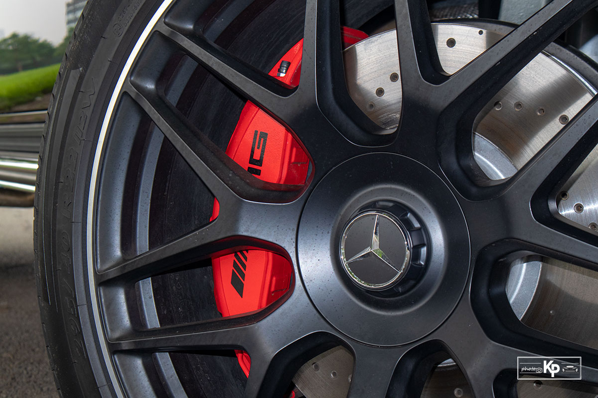 Đánh giá xe Mercedes-AMG G63 2021: Cùm phanh ảnh Cùm phanh xe Mercedes-AMG G63 2021