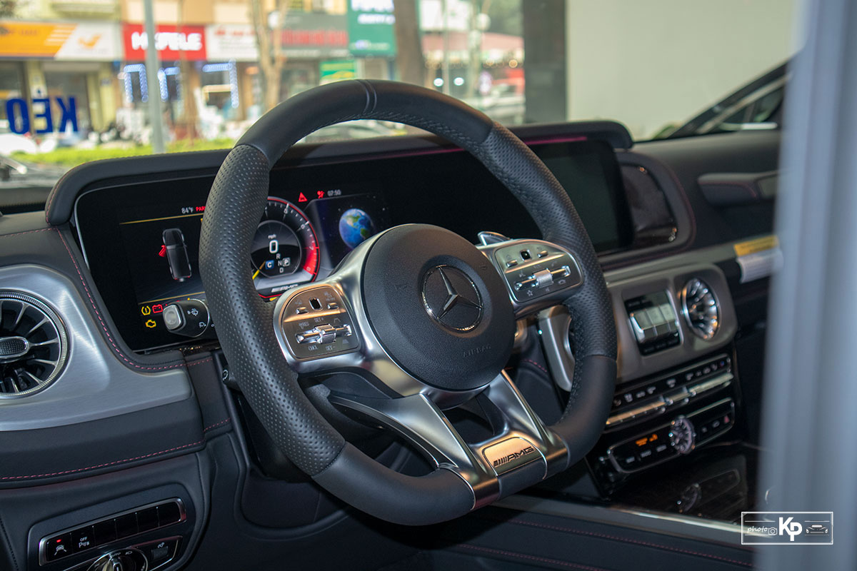Đánh giá xe Mercedes-AMG G63 2021: Vô-lăng ảnh Vô-lăng xe Mercedes-AMG G63 2021